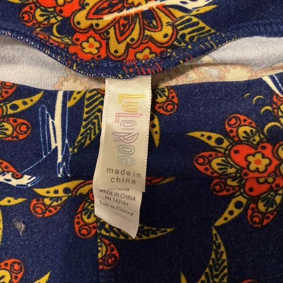 TC LulaRoe Leggings - Picture 3 of 3